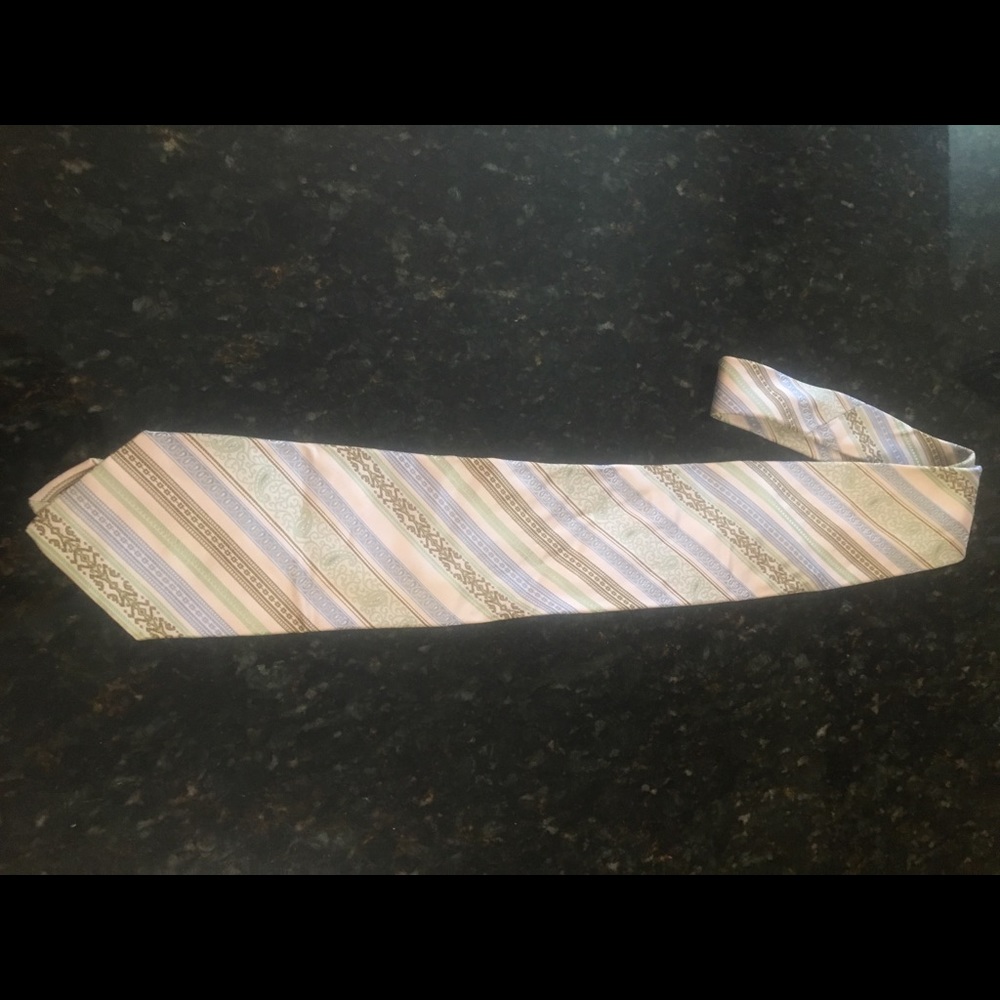 Brioni tie